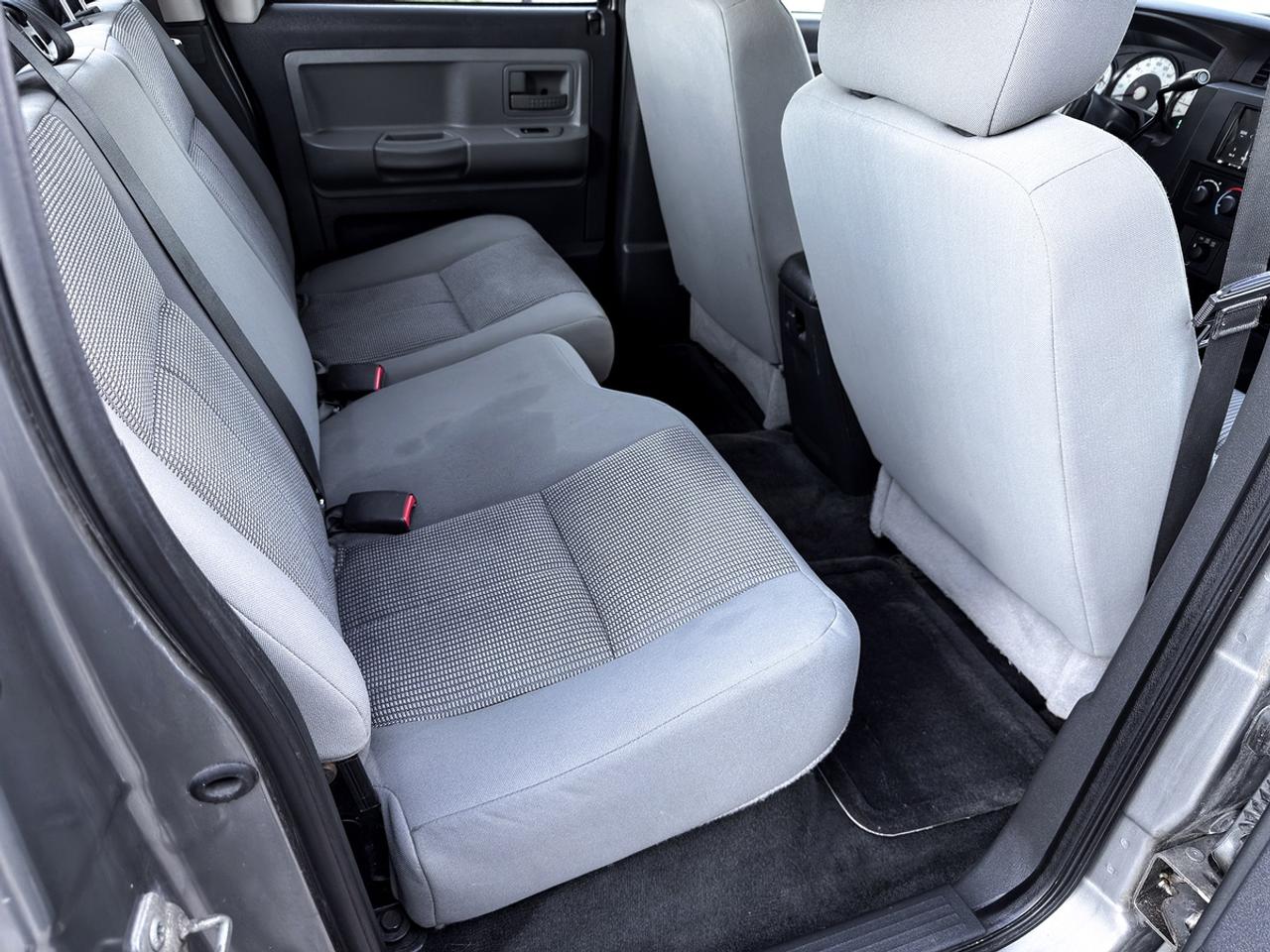 2011 Dodge Dakota SXT CREW CAB 4X4 V6 Photo