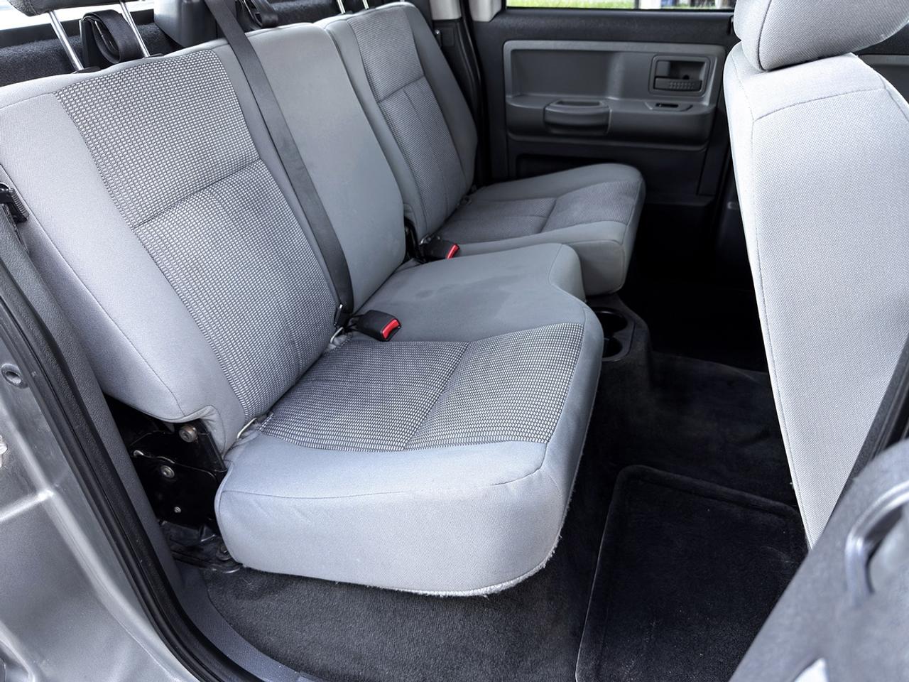 2011 Dodge Dakota SXT CREW CAB 4X4 V6 Photo