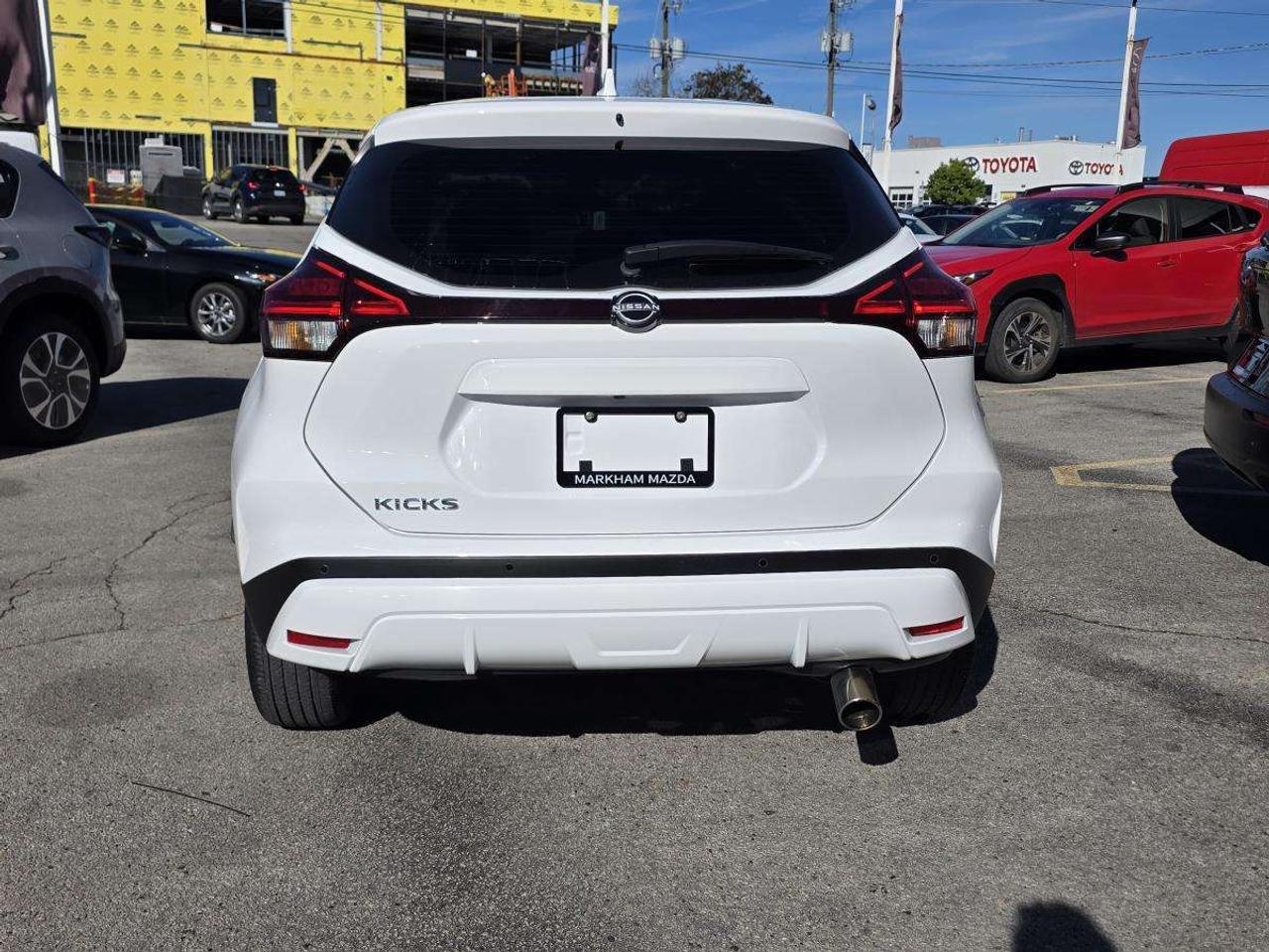 2024 Nissan Kicks LOW KM 1 OWNER CLEANC ARFAX Photo