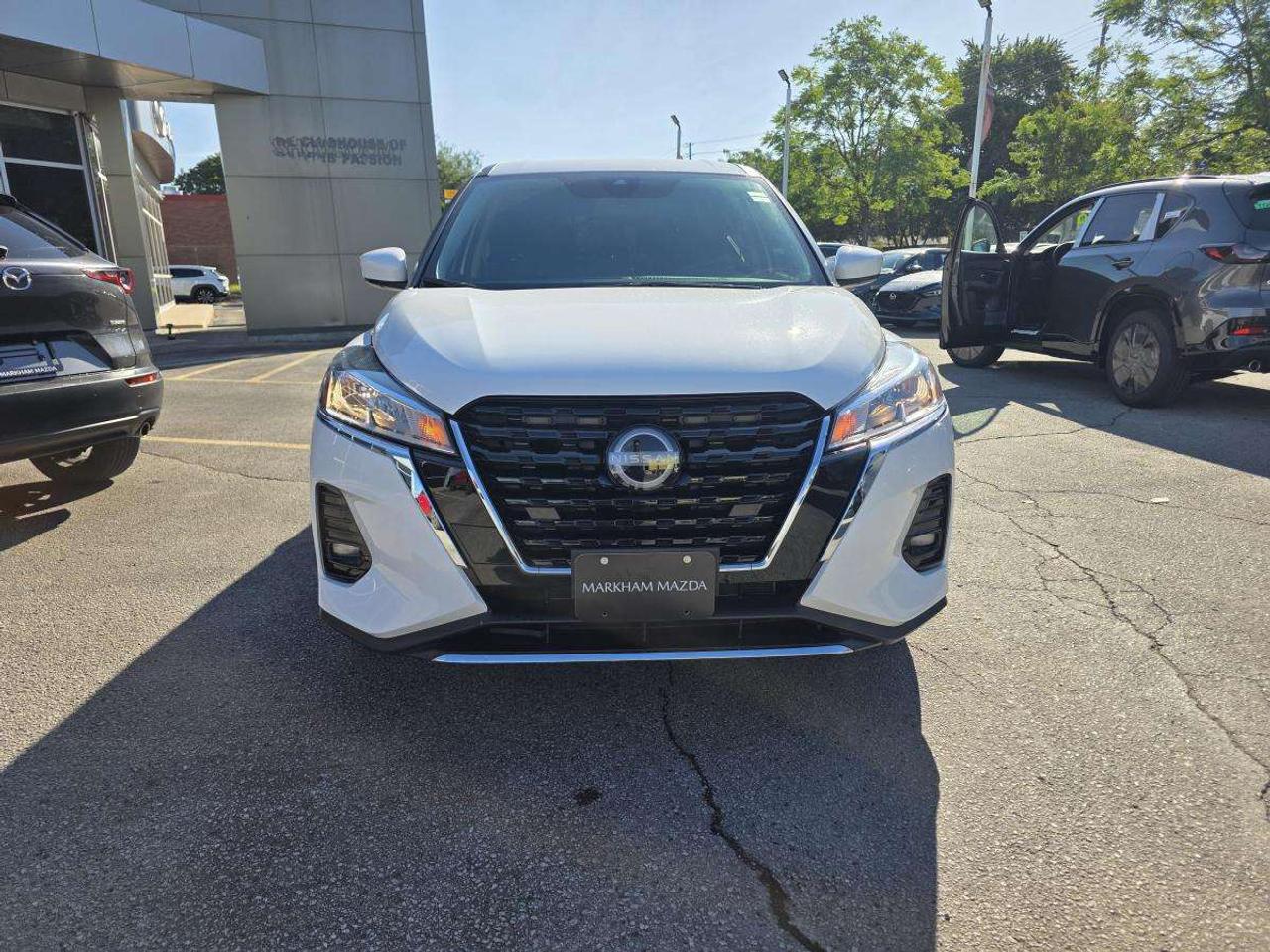 2024 Nissan Kicks LOW KM 1 OWNER CLEANC ARFAX Photo5