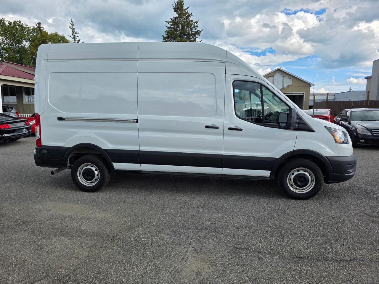 2024 Ford Transit-250 Cargo Base Rear-Wheel Drive High Roof Van 148 in. WB Photo4
