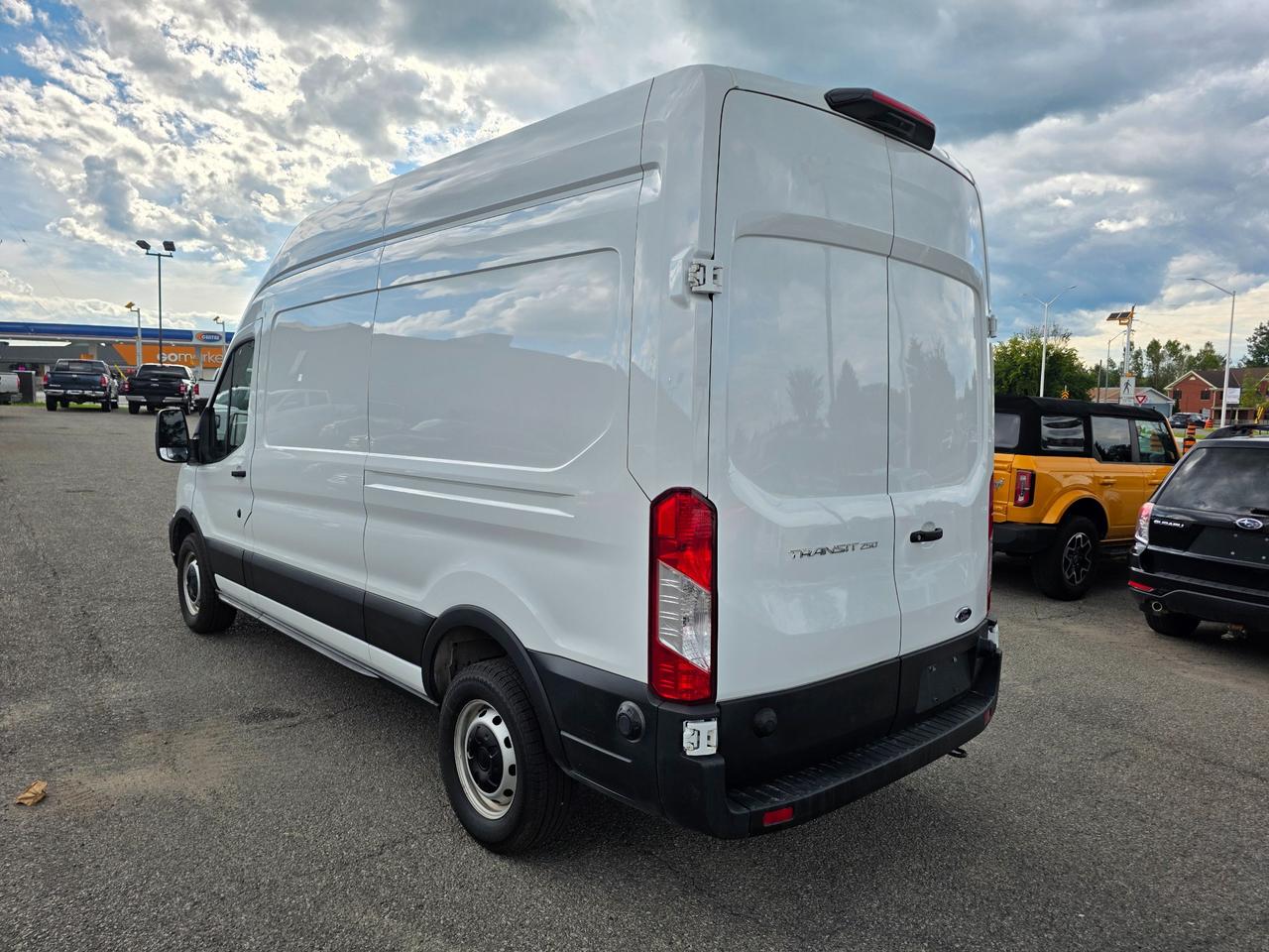 2024 Ford Transit-250 Cargo Base Rear-Wheel Drive High Roof Van 148 in. WB Photo