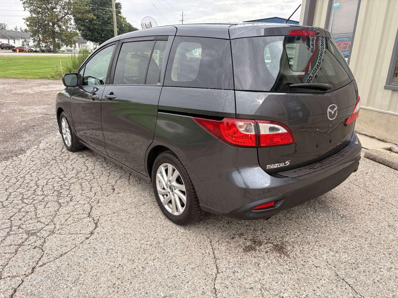 2017 Mazda 5 4DR WGN AUTO Photo