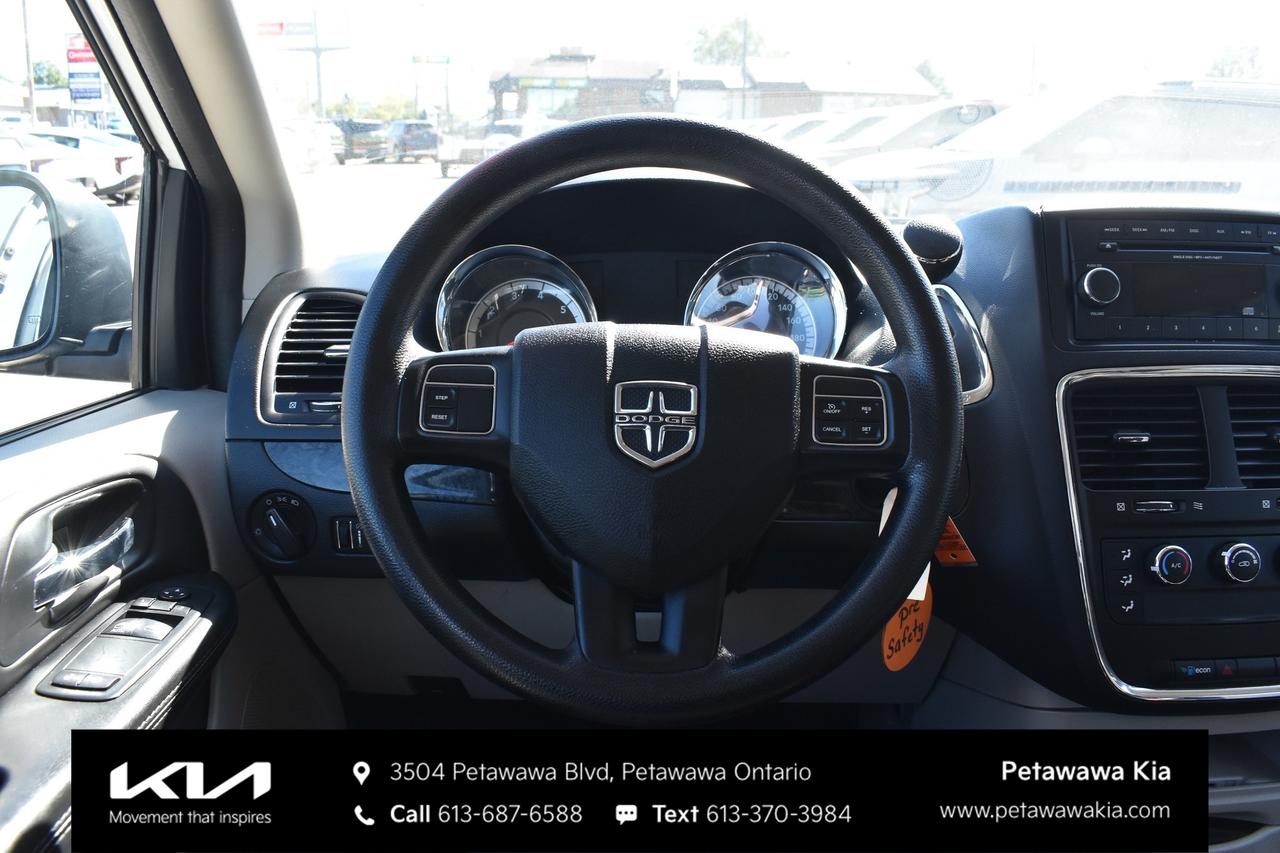 2018 Dodge Grand Caravan CVP/SXT Passenger Van Photo