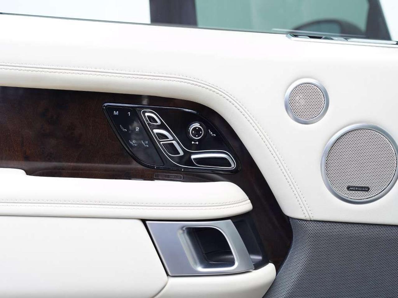 2020 Land Rover Range Rover P400e Autobiography Plug-in Hybrid Massage Seats Soft Close Headsup Display & Much More Photo