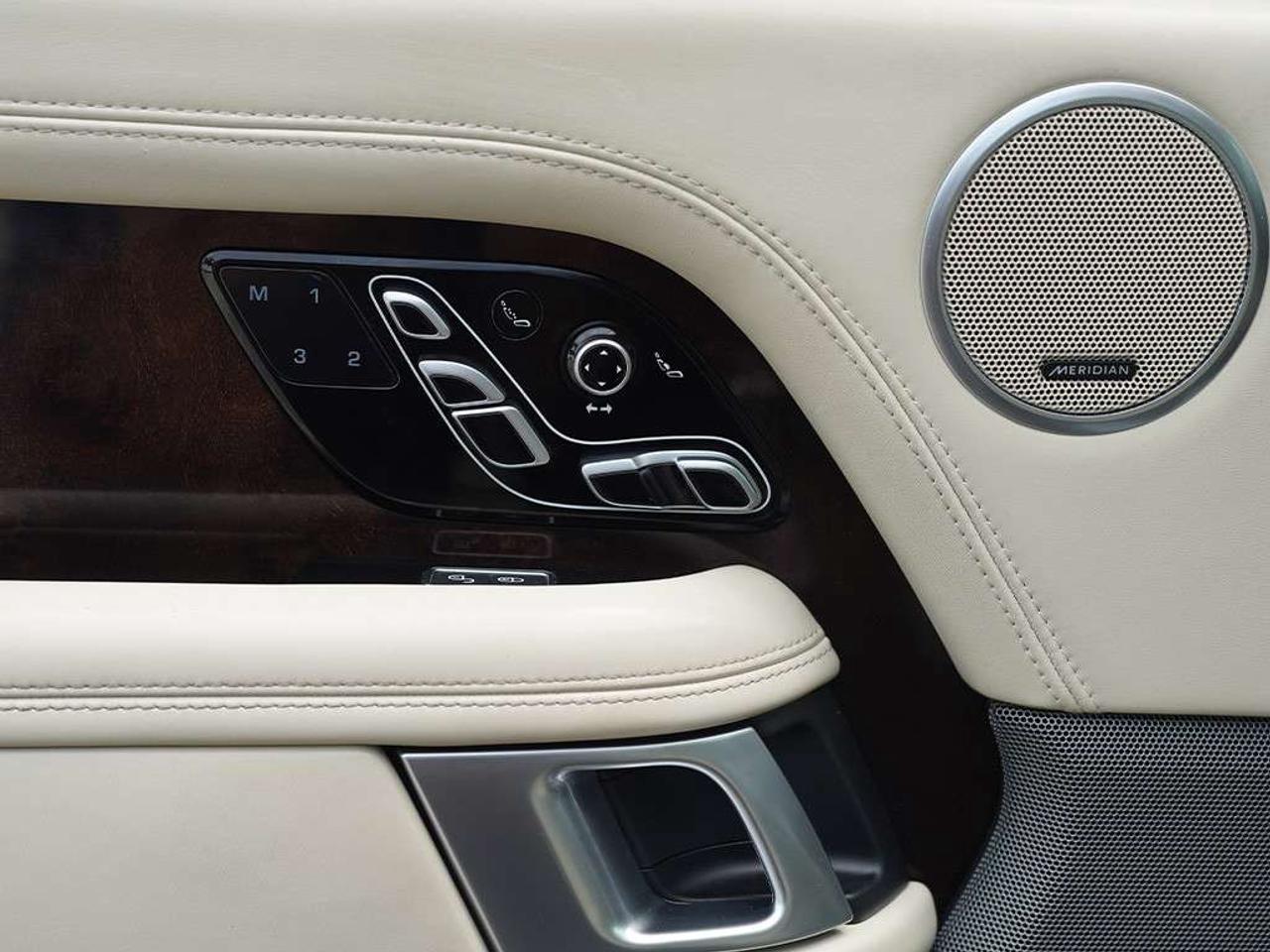 2020 Land Rover Range Rover P400e Autobiography Plug-in Hybrid Massage Seats Soft Close Headsup Display & Much More Photo