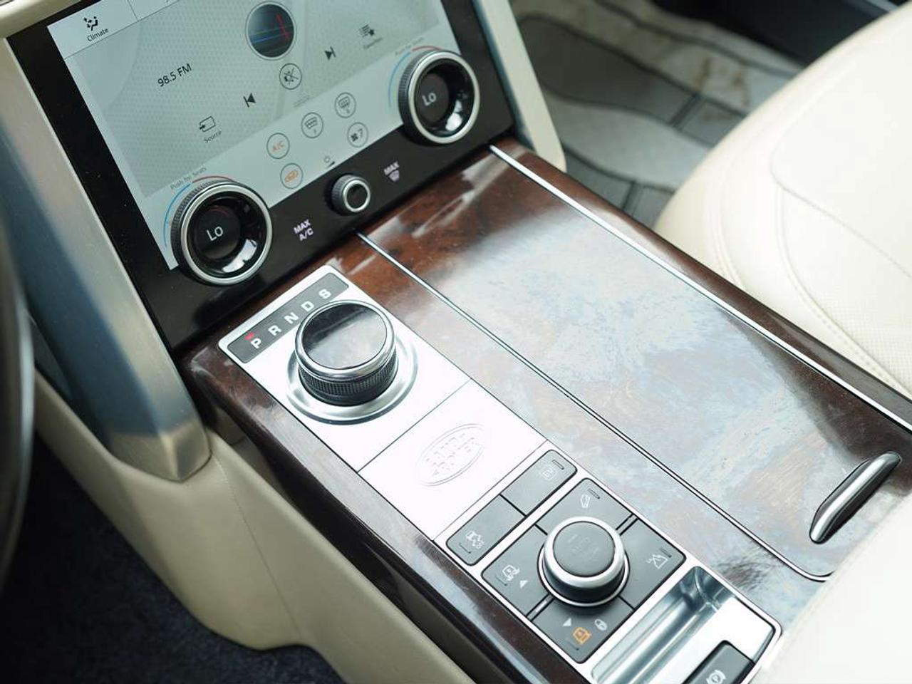 2020 Land Rover Range Rover P400e Autobiography Plug-in Hybrid Massage Seats Soft Close Headsup Display & Much More Photo