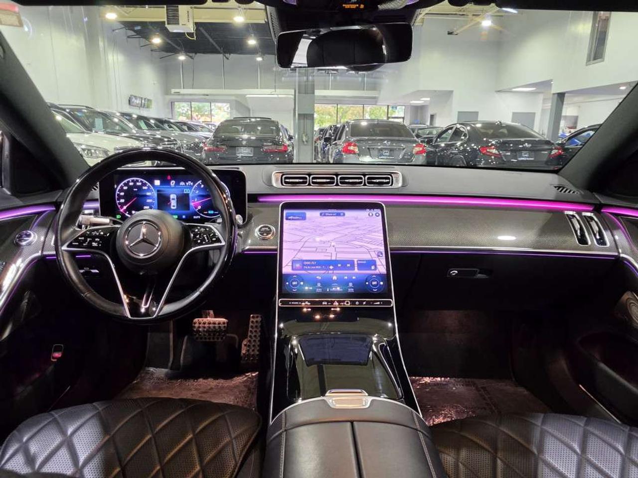 2021 Mercedes-Benz S-Class S 500 4MATIC AMG PKG MHEV Rear-Axle Steering NO ACCIDENT LOW KM CARBON FIBER TRIM DIAMOND STICH LEATHER INTERIOR Photo