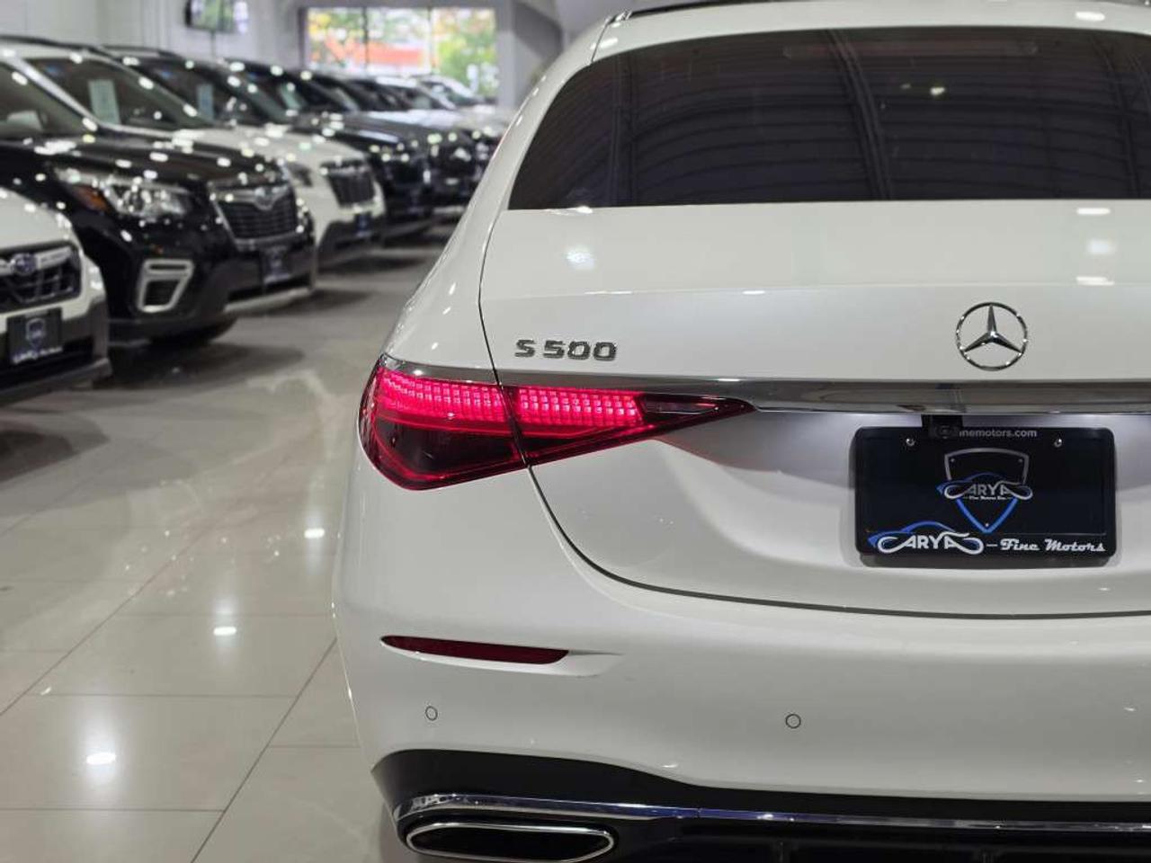 2021 Mercedes-Benz S-Class S 500 4MATIC AMG PKG MHEV Rear-Axle Steering NO ACCIDENT LOW KM CARBON FIBER TRIM DIAMOND STICH LEATHER INTERIOR Photo