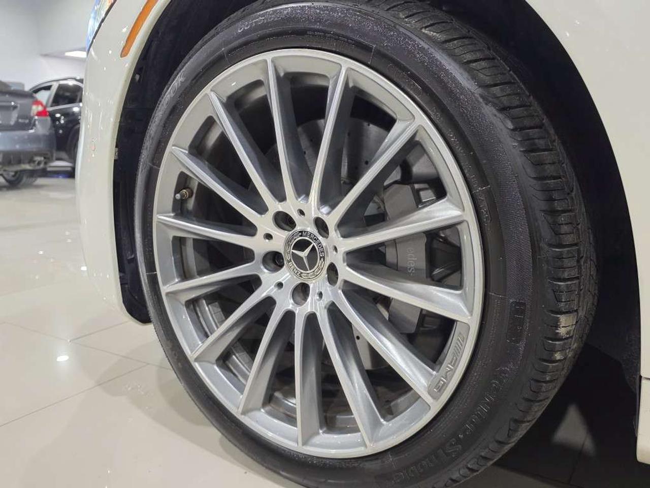 2021 Mercedes-Benz S-Class S 500 4MATIC AMG PKG MHEV Rear-Axle Steering NO ACCIDENT LOW KM CARBON FIBER TRIM DIAMOND STICH LEATHER INTERIOR Photo