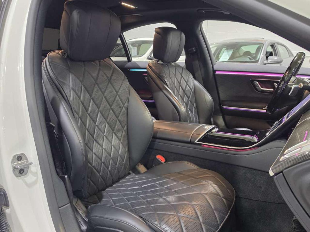 2021 Mercedes-Benz S-Class S 500 4MATIC AMG PKG MHEV Rear-Axle Steering NO ACCIDENT LOW KM CARBON FIBER TRIM DIAMOND STICH LEATHER INTERIOR Photo
