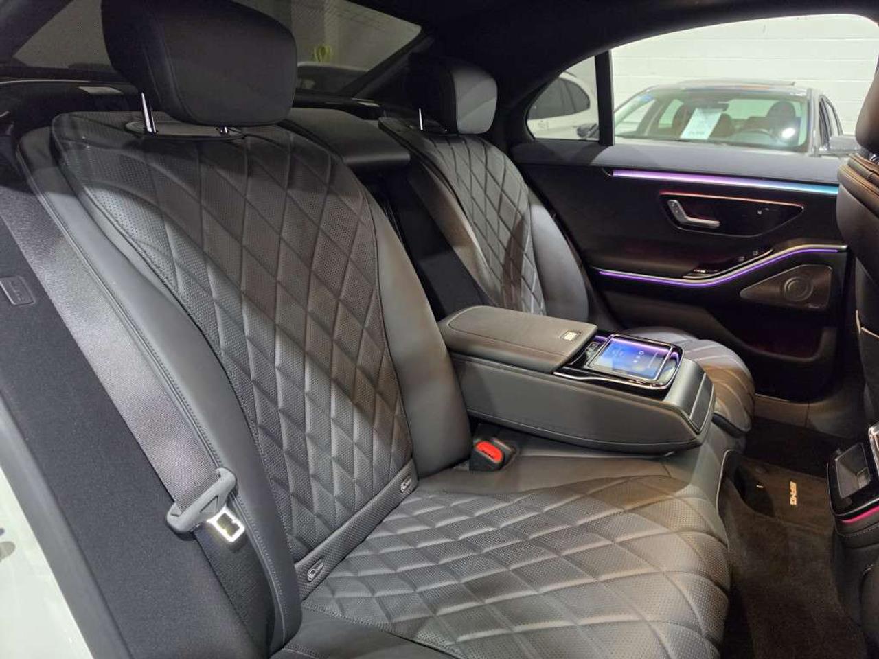 2021 Mercedes-Benz S-Class S 500 4MATIC AMG PKG MHEV Rear-Axle Steering NO ACCIDENT LOW KM CARBON FIBER TRIM DIAMOND STICH LEATHER INTERIOR Photo