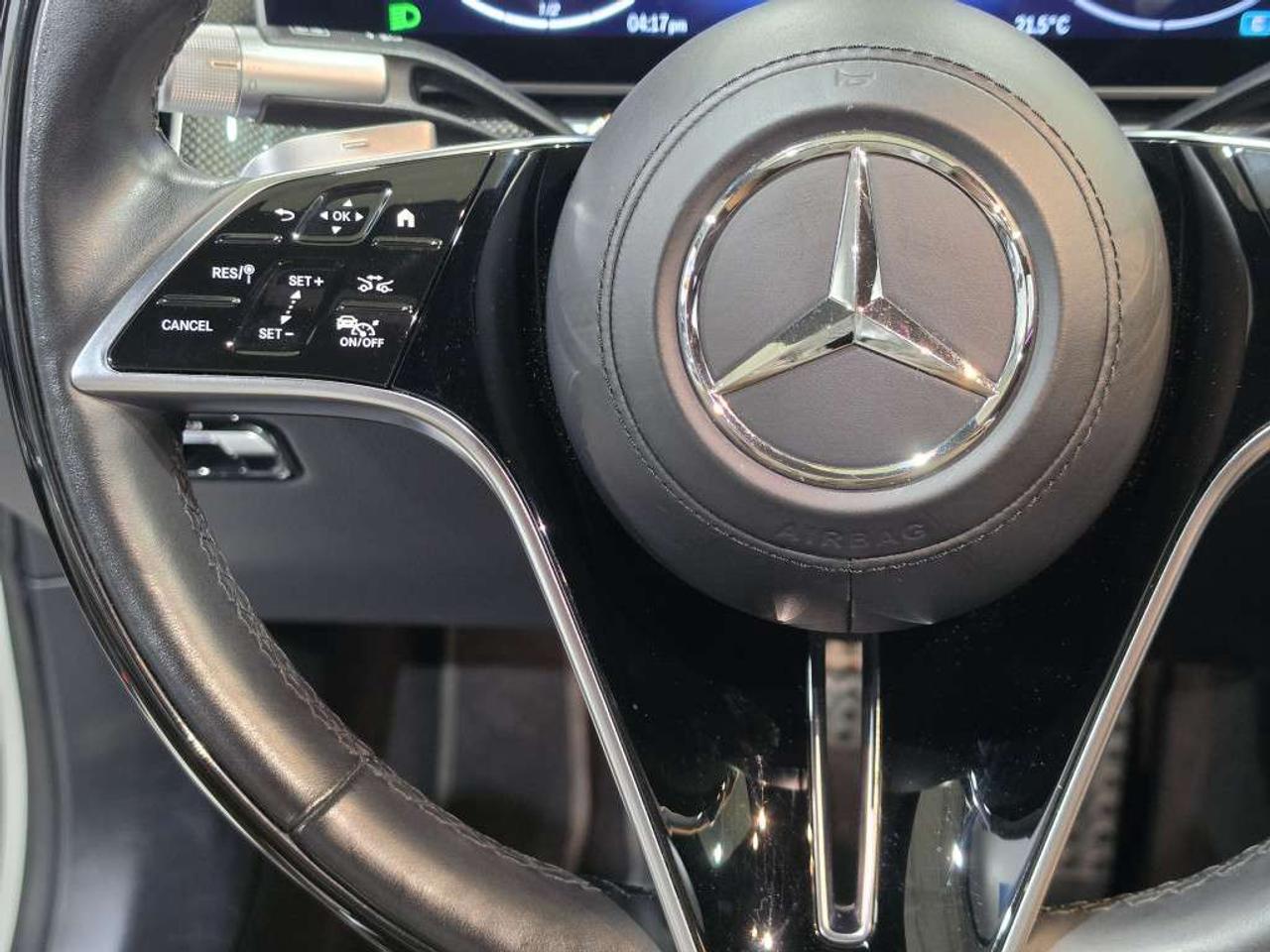2021 Mercedes-Benz S-Class S 500 4MATIC AMG PKG MHEV Rear-Axle Steering NO ACCIDENT LOW KM CARBON FIBER TRIM DIAMOND STICH LEATHER INTERIOR Photo