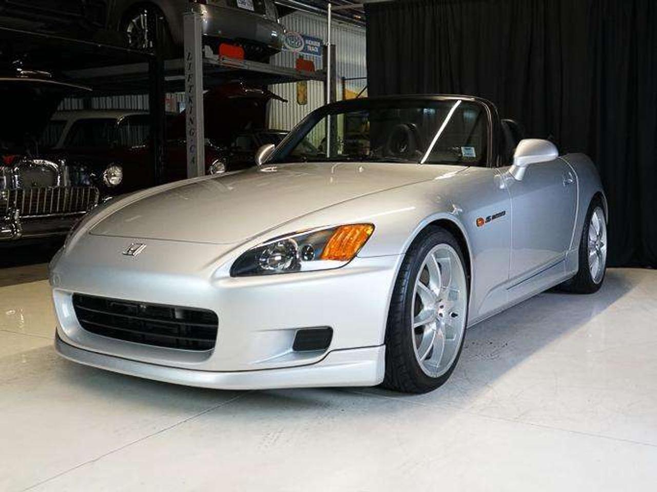 2002 Honda S 2000  Photo