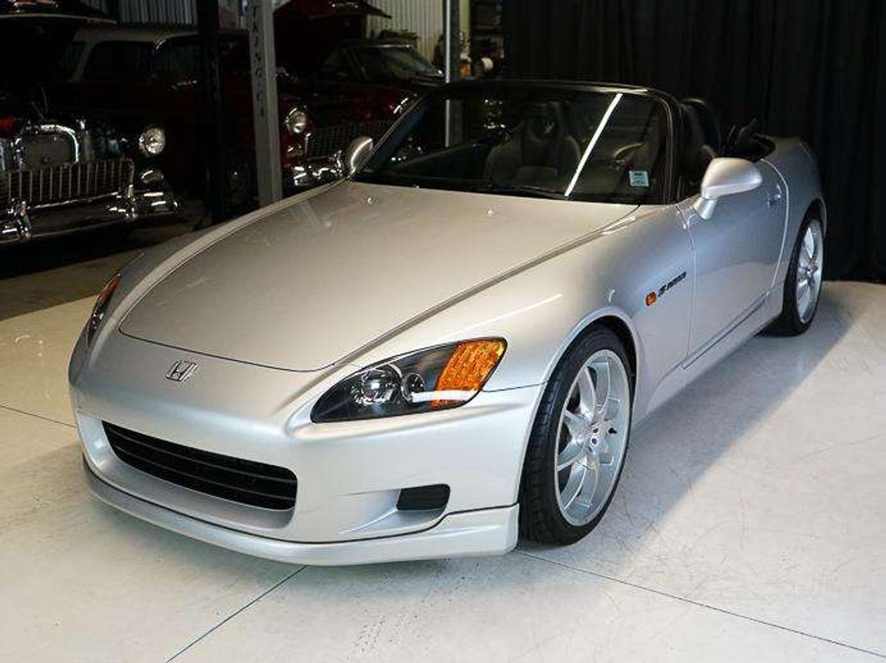 2002 Honda S 2000  Photo