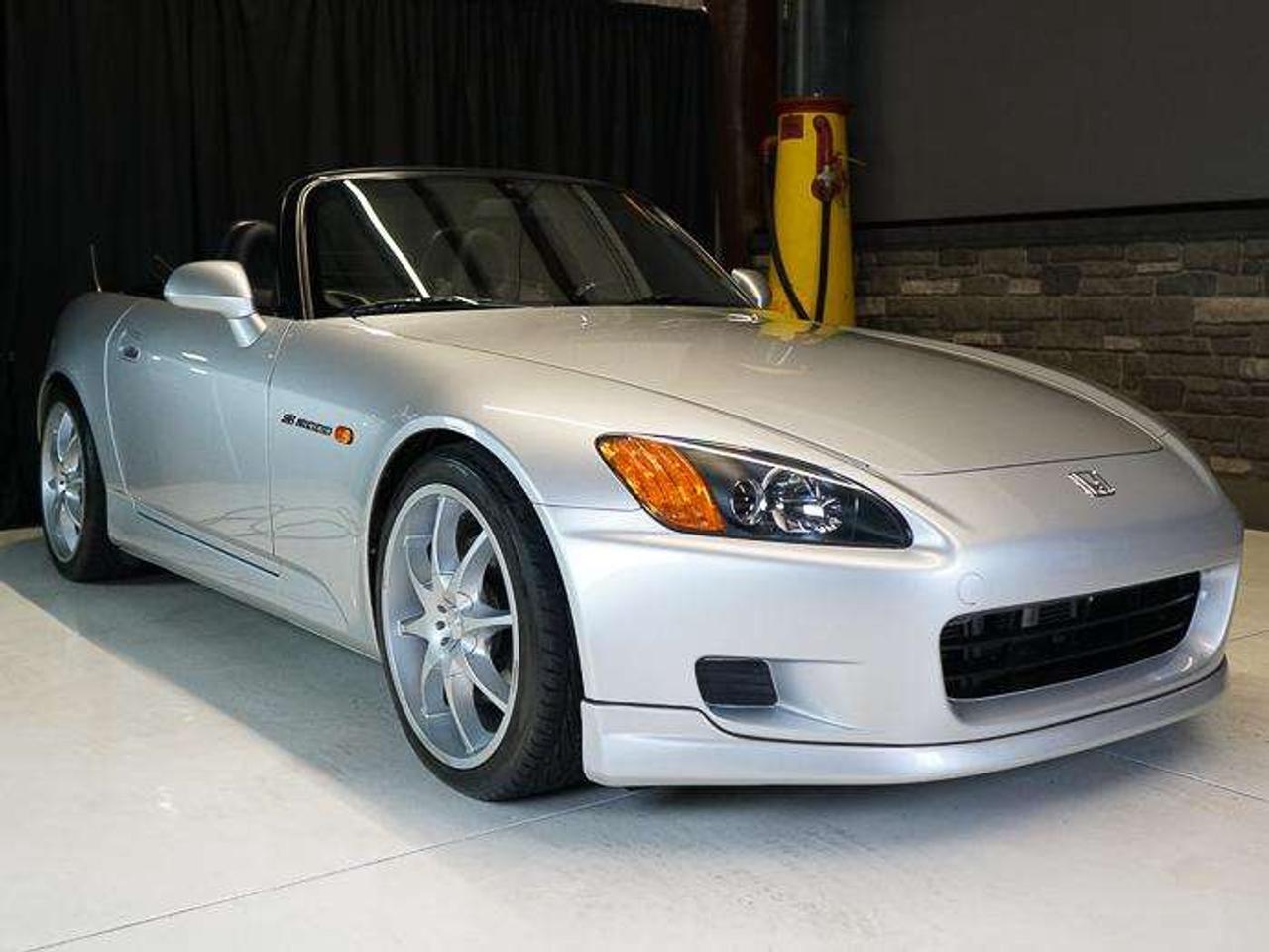 2002 Honda S 2000  Photo