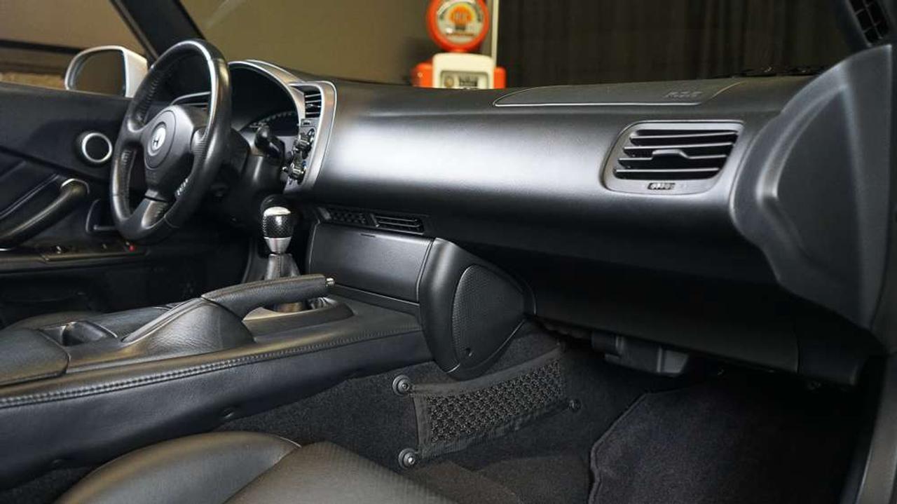 2002 Honda S 2000  Photo