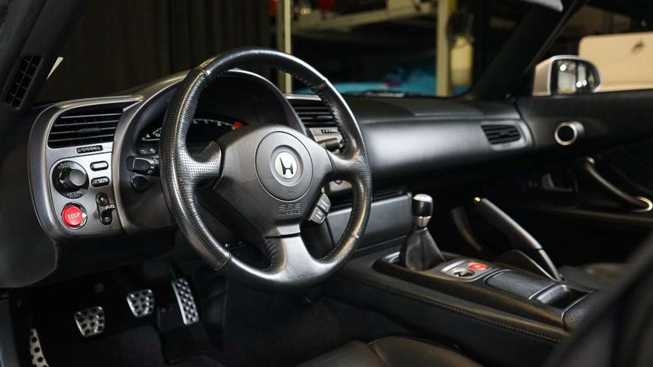 2002 Honda S 2000  Photo