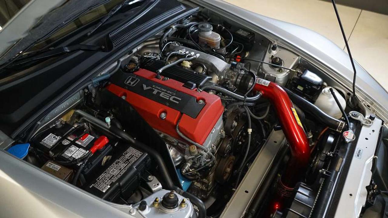 2002 Honda S 2000  Photo