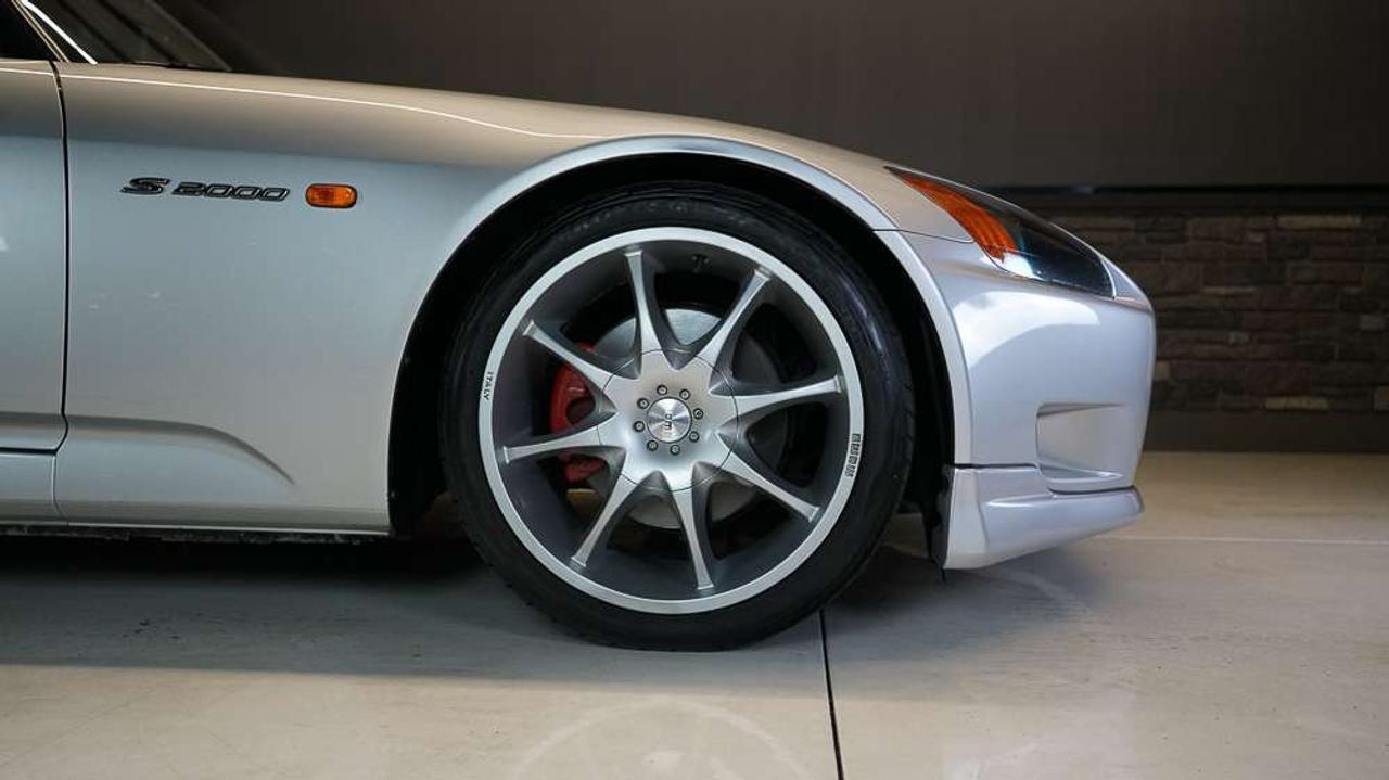 2002 Honda S 2000  Photo