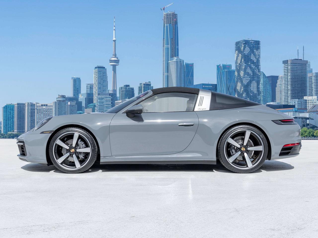 2023 Porsche 911 Sport Exhaust   Sport Chrono   Low KMS   CERTIFIED Photo