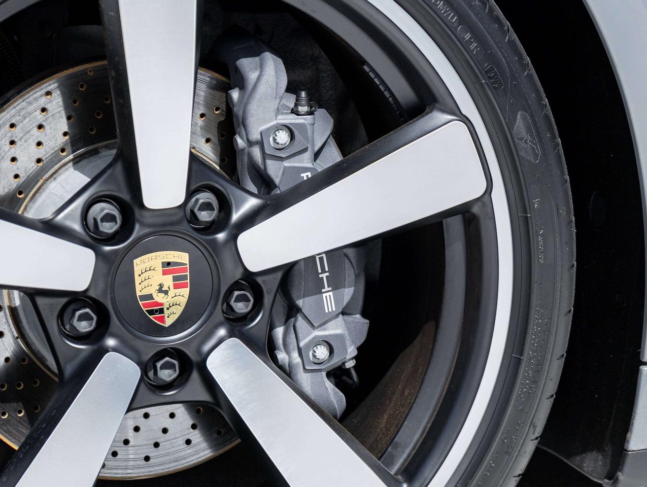 2023 Porsche 911 Sport Exhaust   Sport Chrono   Low KMS   CERTIFIED Photo