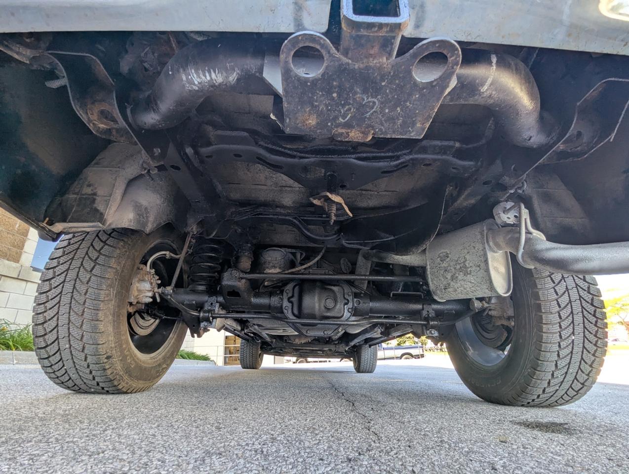 2016 RAM 1500 SLT/5.7 V8/CrewCab/HEMI/4WD Photo