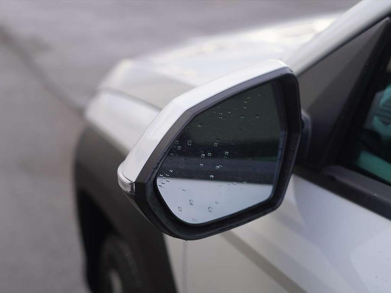 2026 Hyundai KONA Preferred AWD Lane Departure Front Collision Mitigation Remote Start BSM. Photo