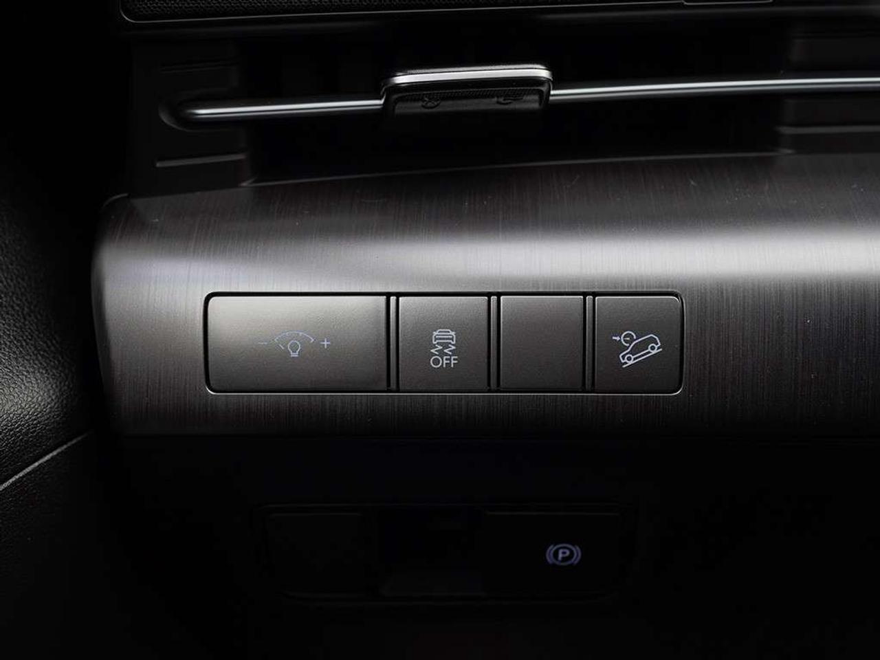 2026 Hyundai KONA Preferred AWD Lane Departure Front Collision Mitigation Remote Start BSM. Photo