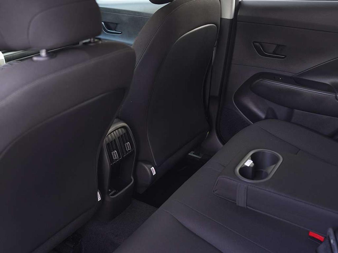 2026 Hyundai KONA Preferred AWD Lane Departure Front Collision Mitigation Remote Start BSM. Photo