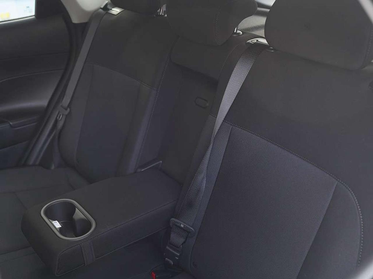 2026 Hyundai KONA Preferred AWD Lane Departure Front Collision Mitigation Remote Start BSM. Photo