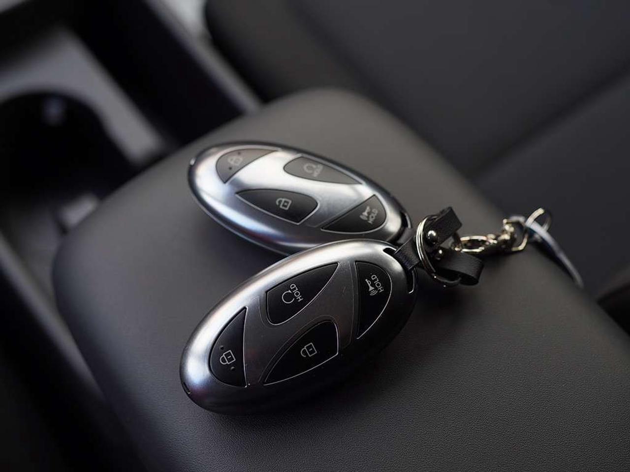 2026 Hyundai KONA Preferred AWD Lane Departure Front Collision Mitigation Remote Start BSM. Photo