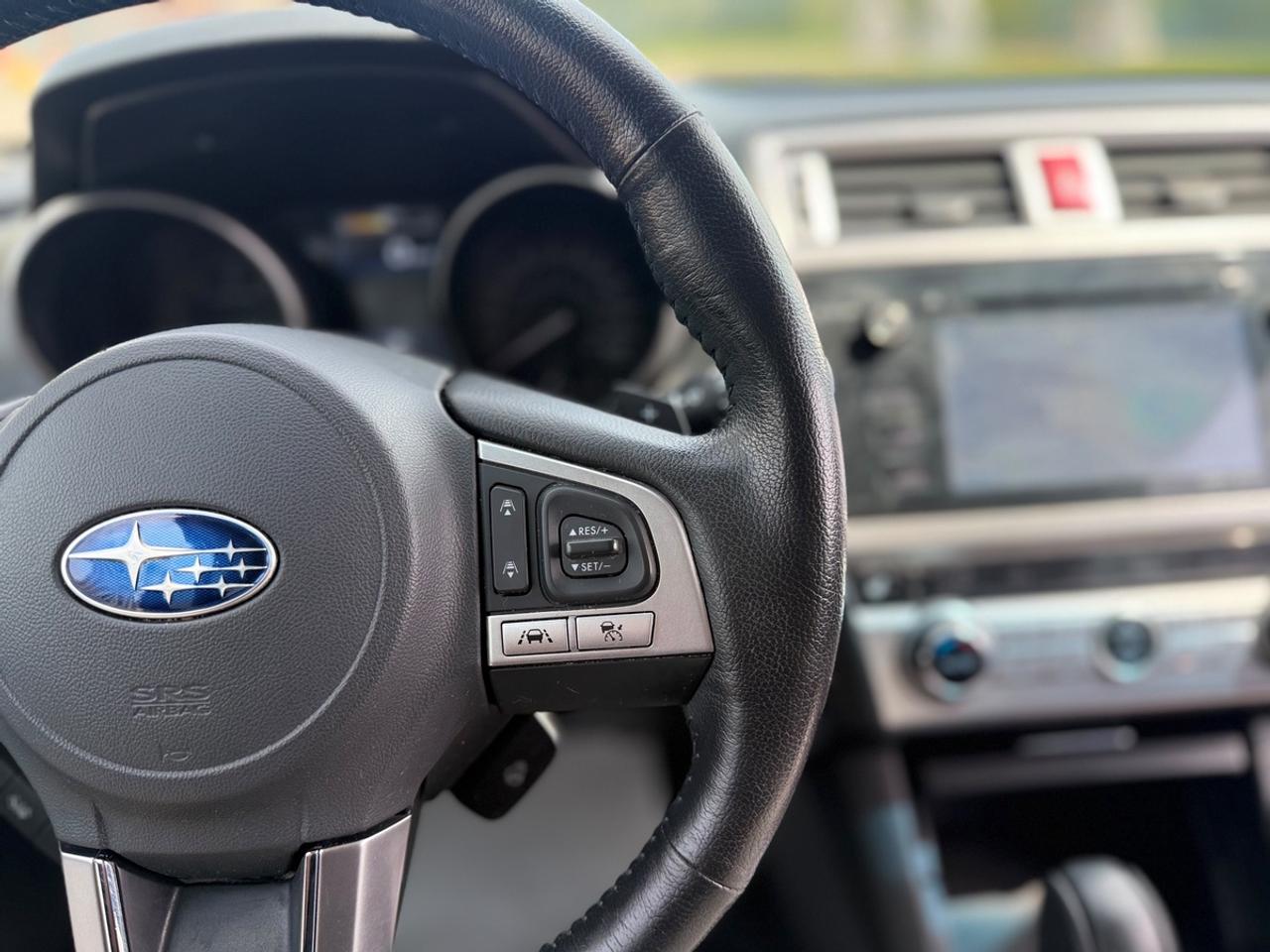 2017 Subaru Outback Limited w/Tech Pkg Photo