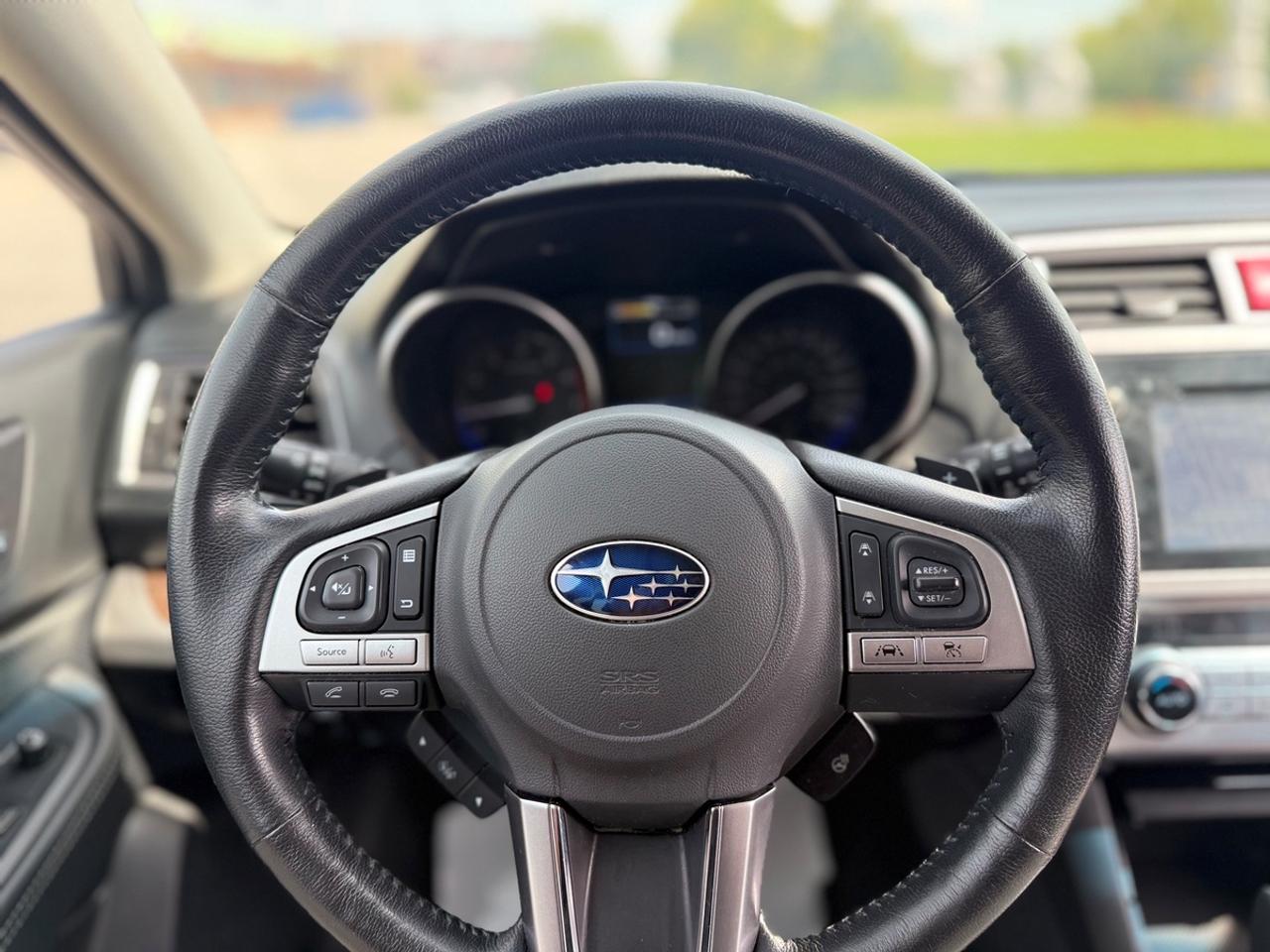 2017 Subaru Outback Limited w/Tech Pkg Photo