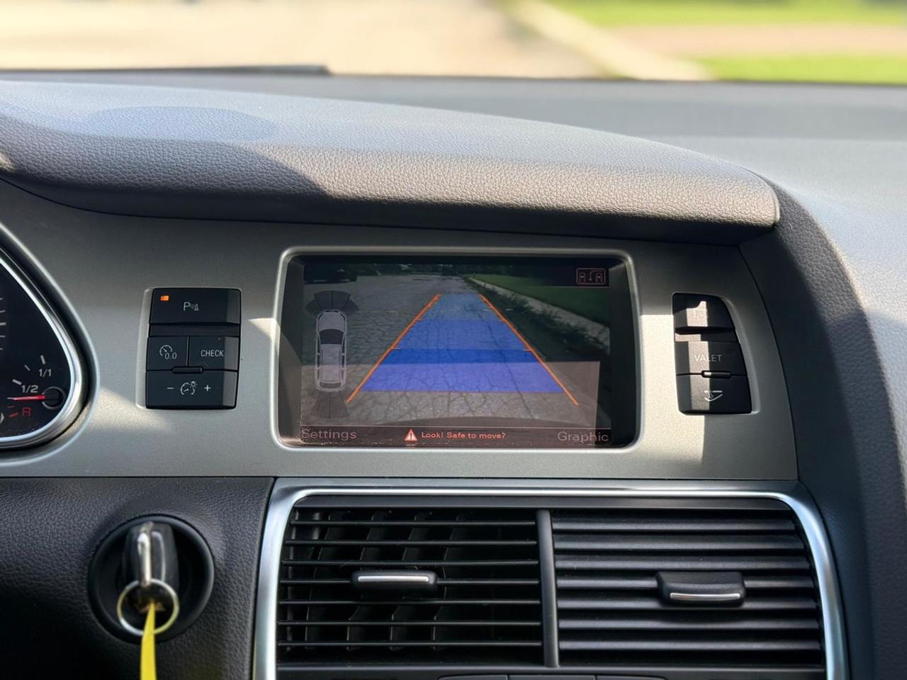 2011 Audi Q7 Premium Plus Photo