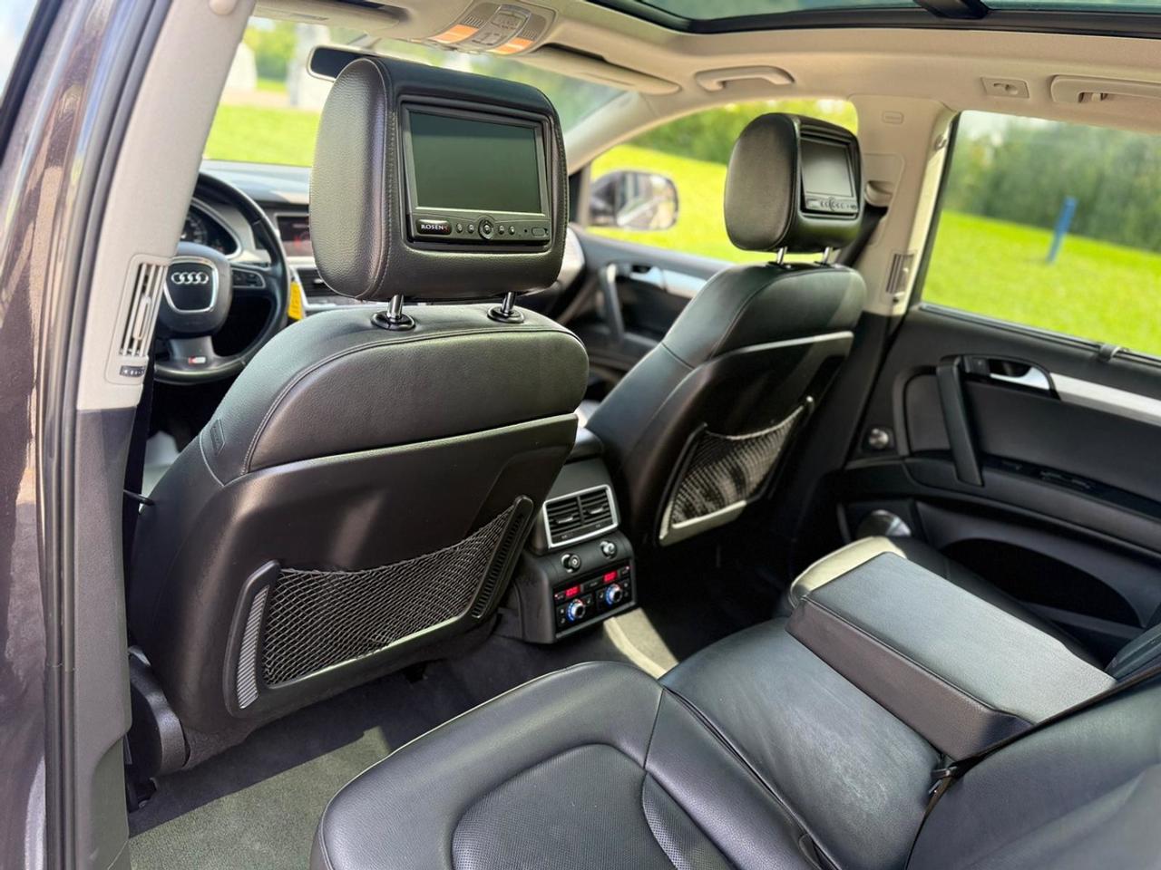 2011 Audi Q7 Premium Plus Photo