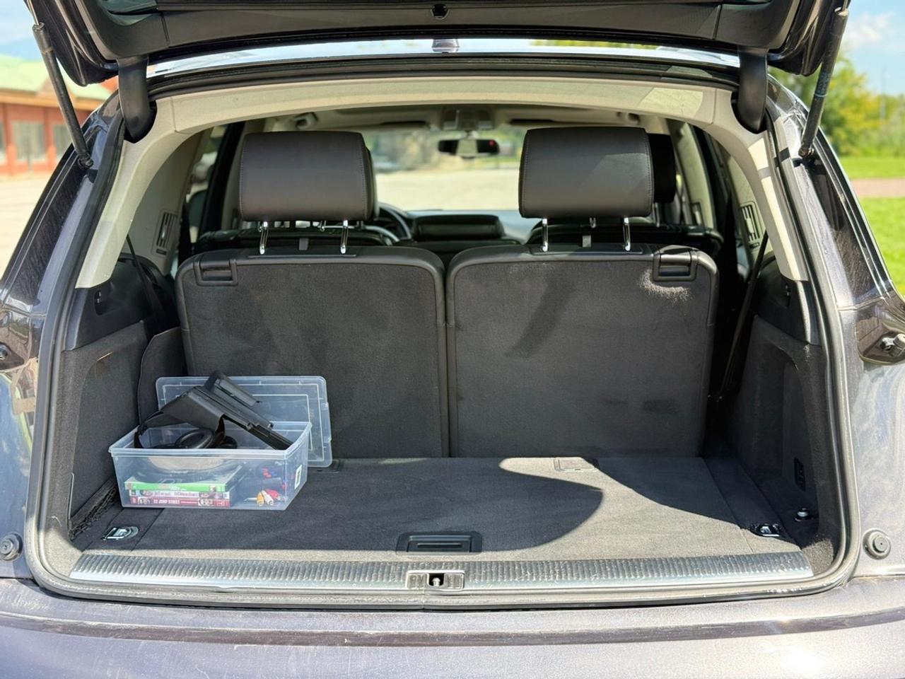2011 Audi Q7 Premium Plus Photo