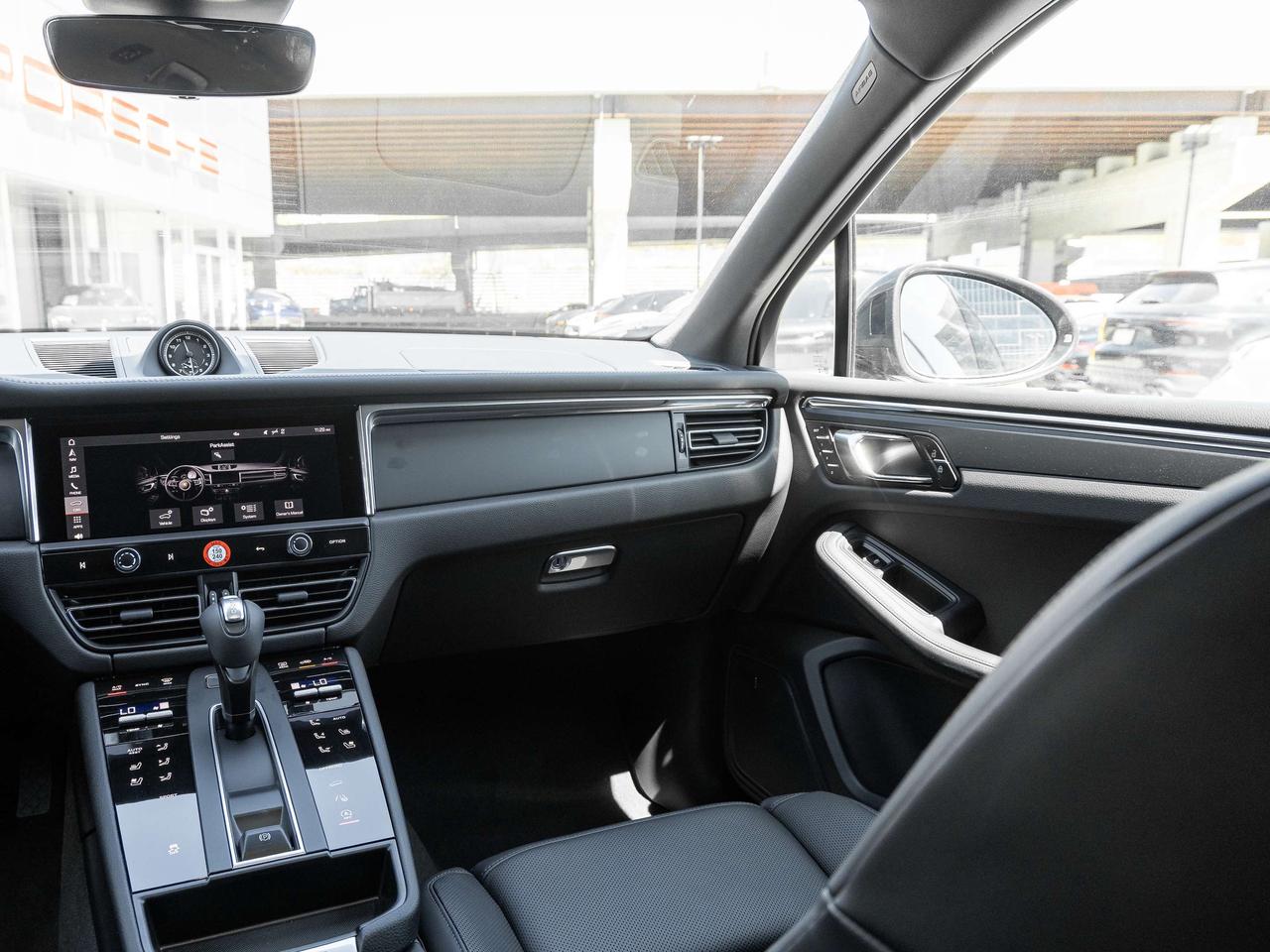 2025 Porsche Macan Includes 2yr Porsche Certified Warranty Photo
