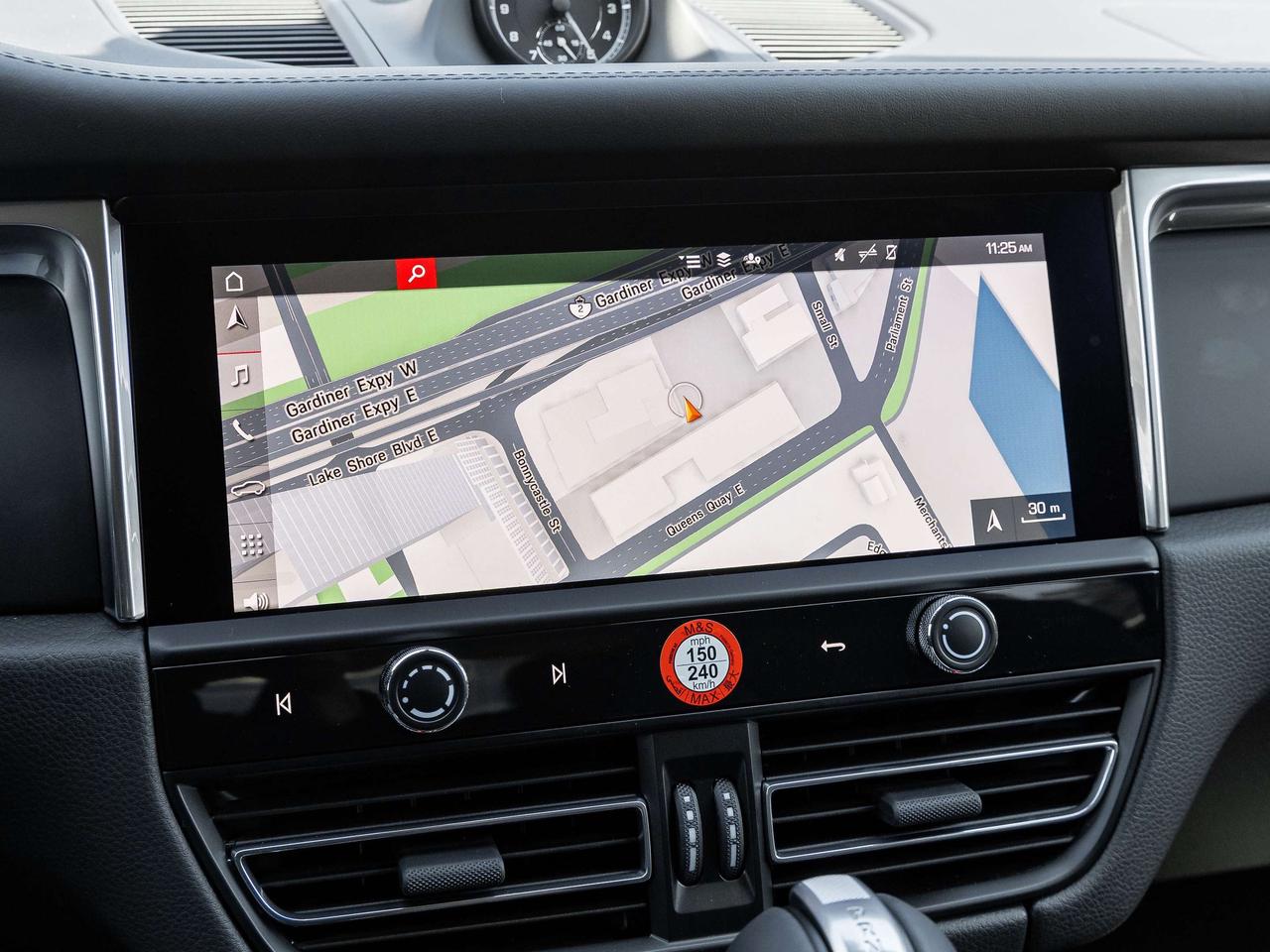 2025 Porsche Macan Includes 2yr Porsche Certified Warranty Photo