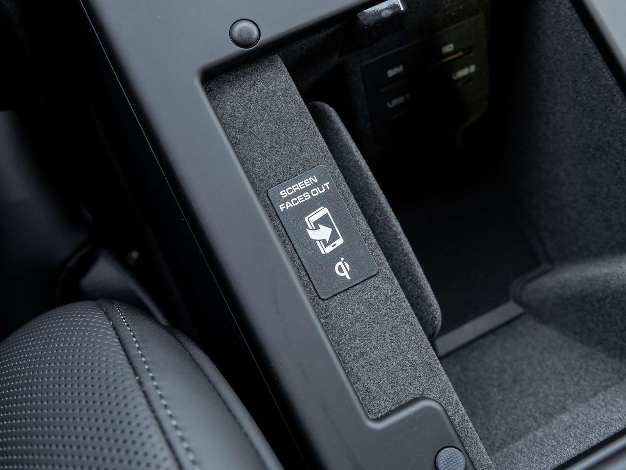 2025 Porsche Macan Includes 2yr Porsche Certified Warranty Photo