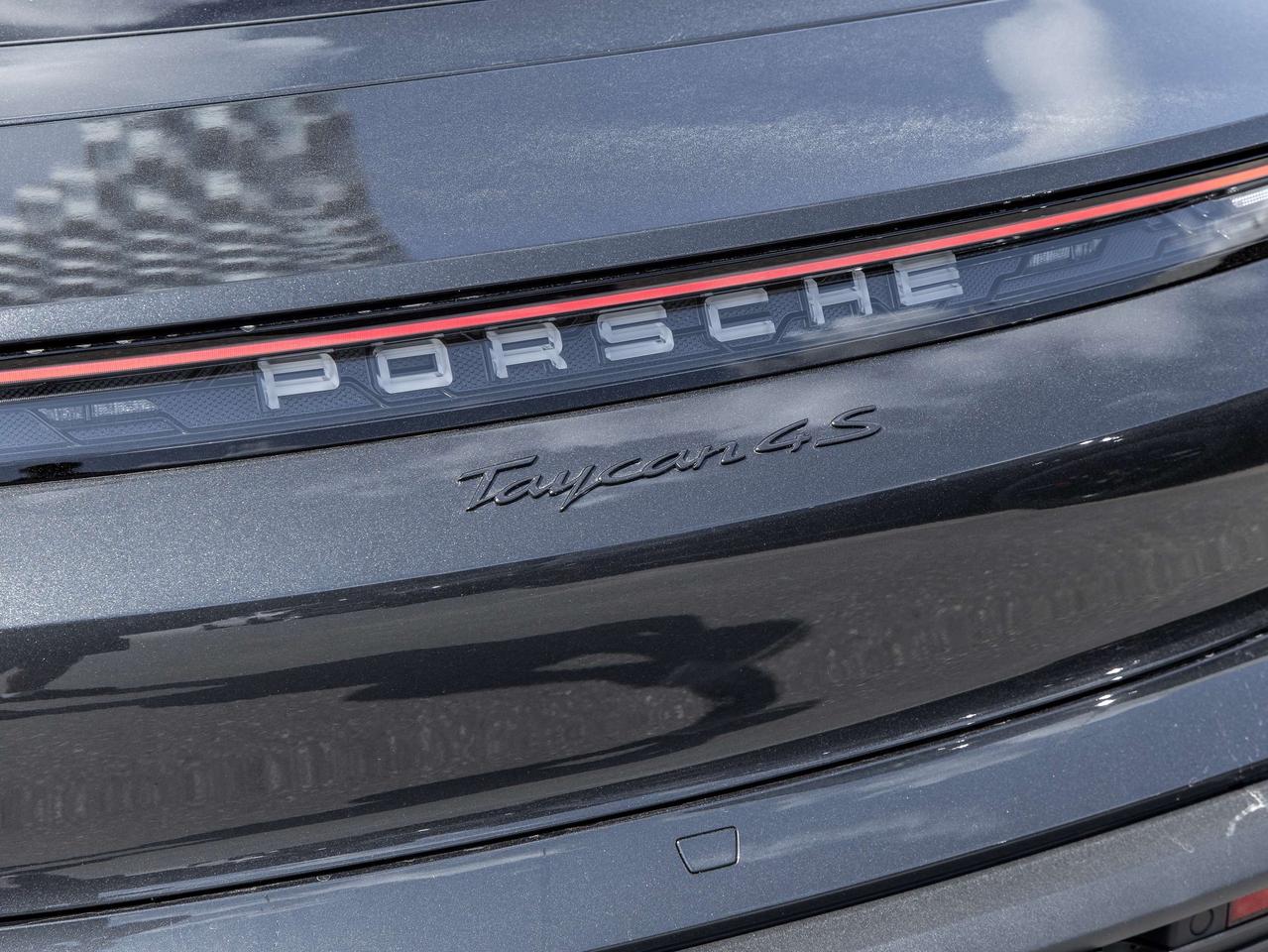 2025 Porsche Taycan 4S AWD Photo