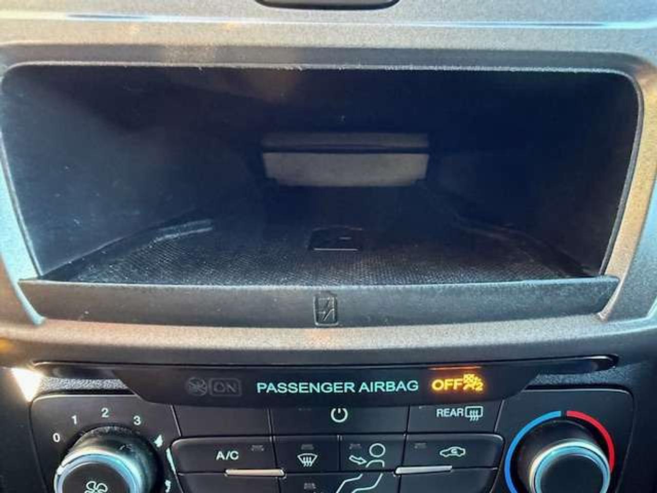 2020 Ford Transit Connect Certified Shelves Back Up Cam LowKMs CleanCarfax Photo