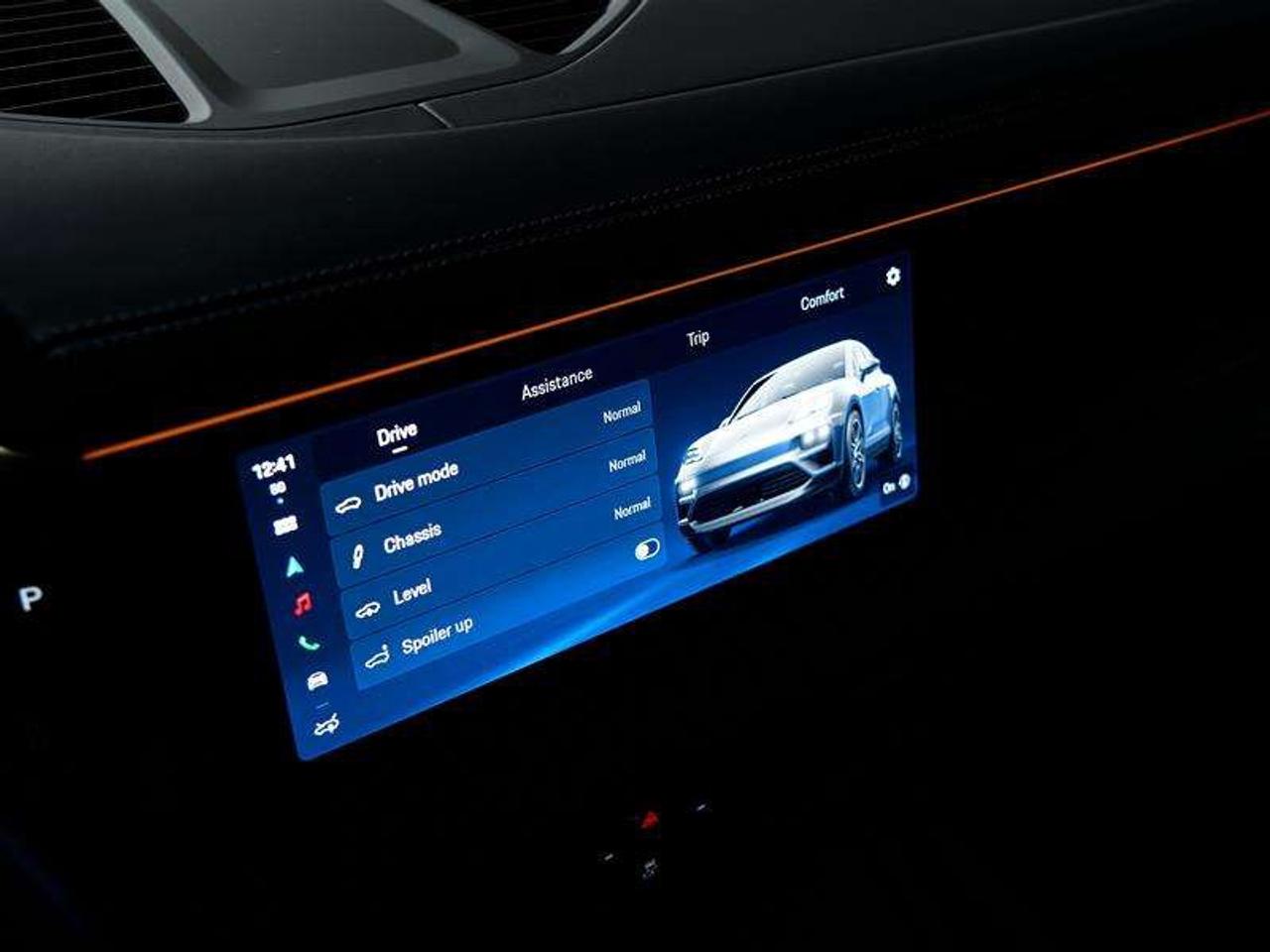 2025 Porsche Macan Electric RWD Photo