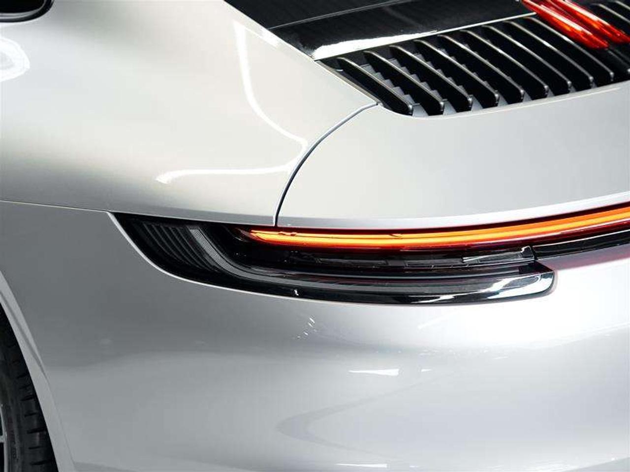 2023 Porsche 911 Carrera T Coupe Photo