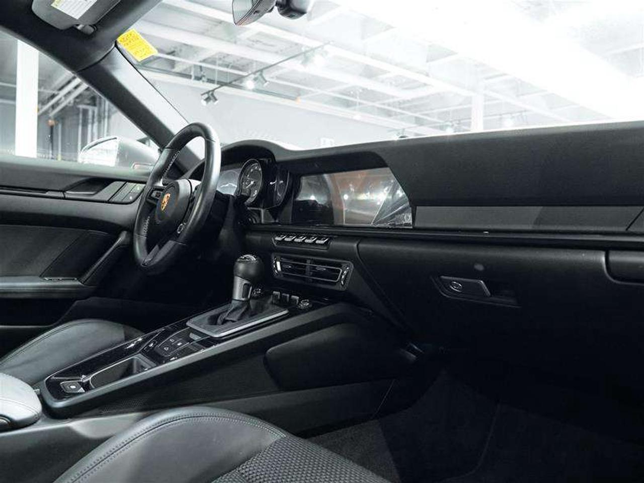 2023 Porsche 911 Carrera T Coupe Photo