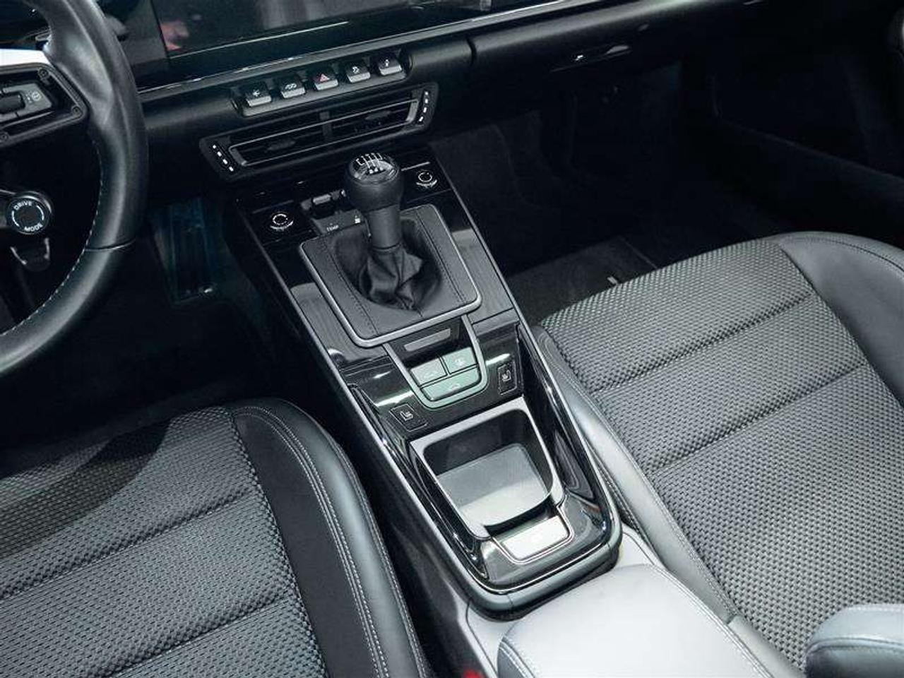 2023 Porsche 911 Carrera T Coupe Photo