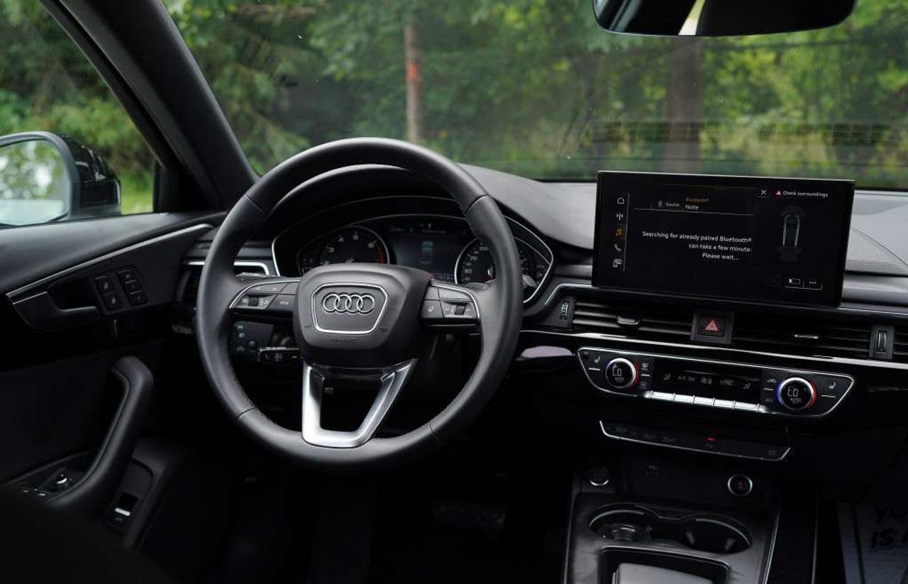 2024 Audi A4 45 Komfort Paddle Shifters Adaptive Cruise Control BSM. Photo