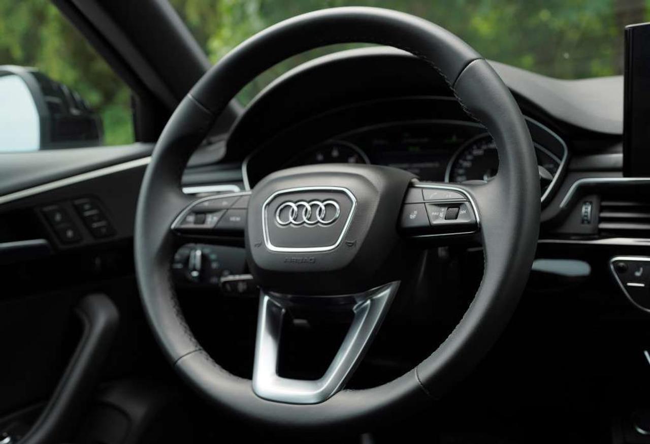 2024 Audi A4 45 Komfort Paddle Shifters Adaptive Cruise Control BSM. Photo