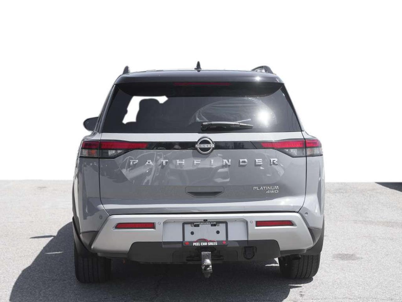 2022 Nissan Pathfinder Platinum AWD Panoroof Leather Seats Tow Tire Set Heads Up Display Photo