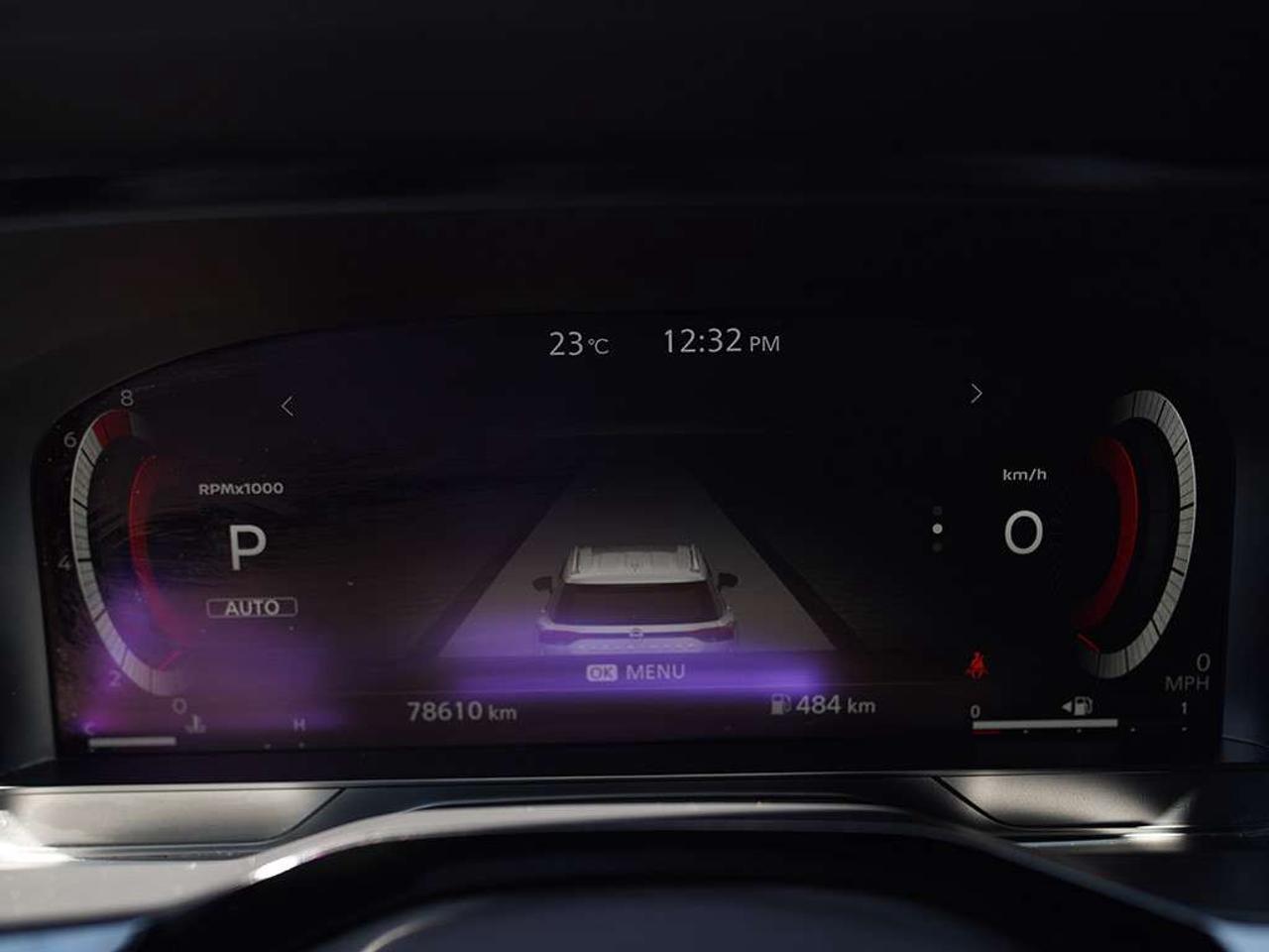 2022 Nissan Pathfinder Platinum AWD Panoroof Leather Seats Tow Tire Set Heads Up Display Photo